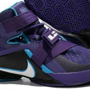 LeBron Soldier 9